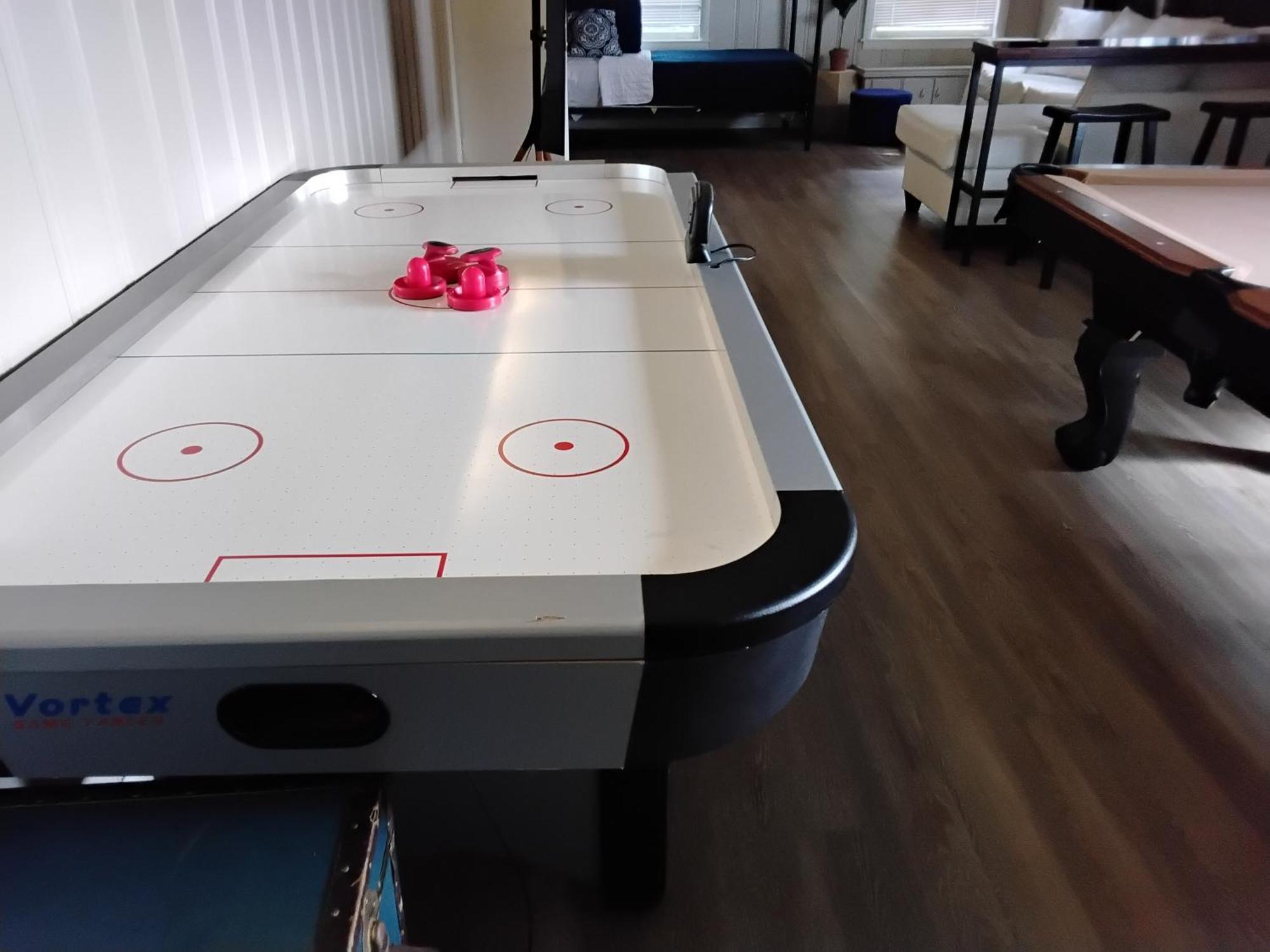 《~Lovely Home Near Botanical Gardens ~》Pool Table Memphis Zewnętrze zdjęcie